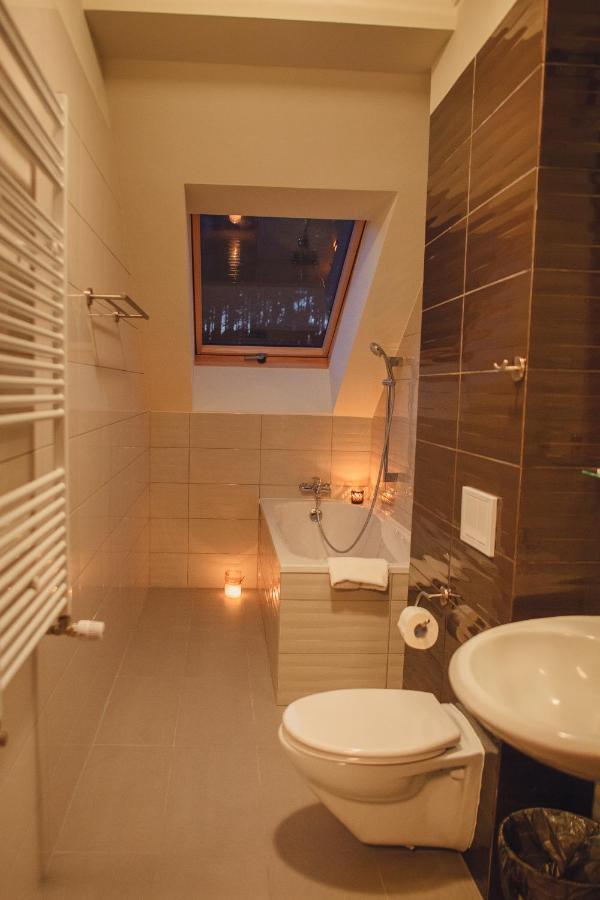 Hotel Nad Borkiem Kosarzyn  Esterno foto