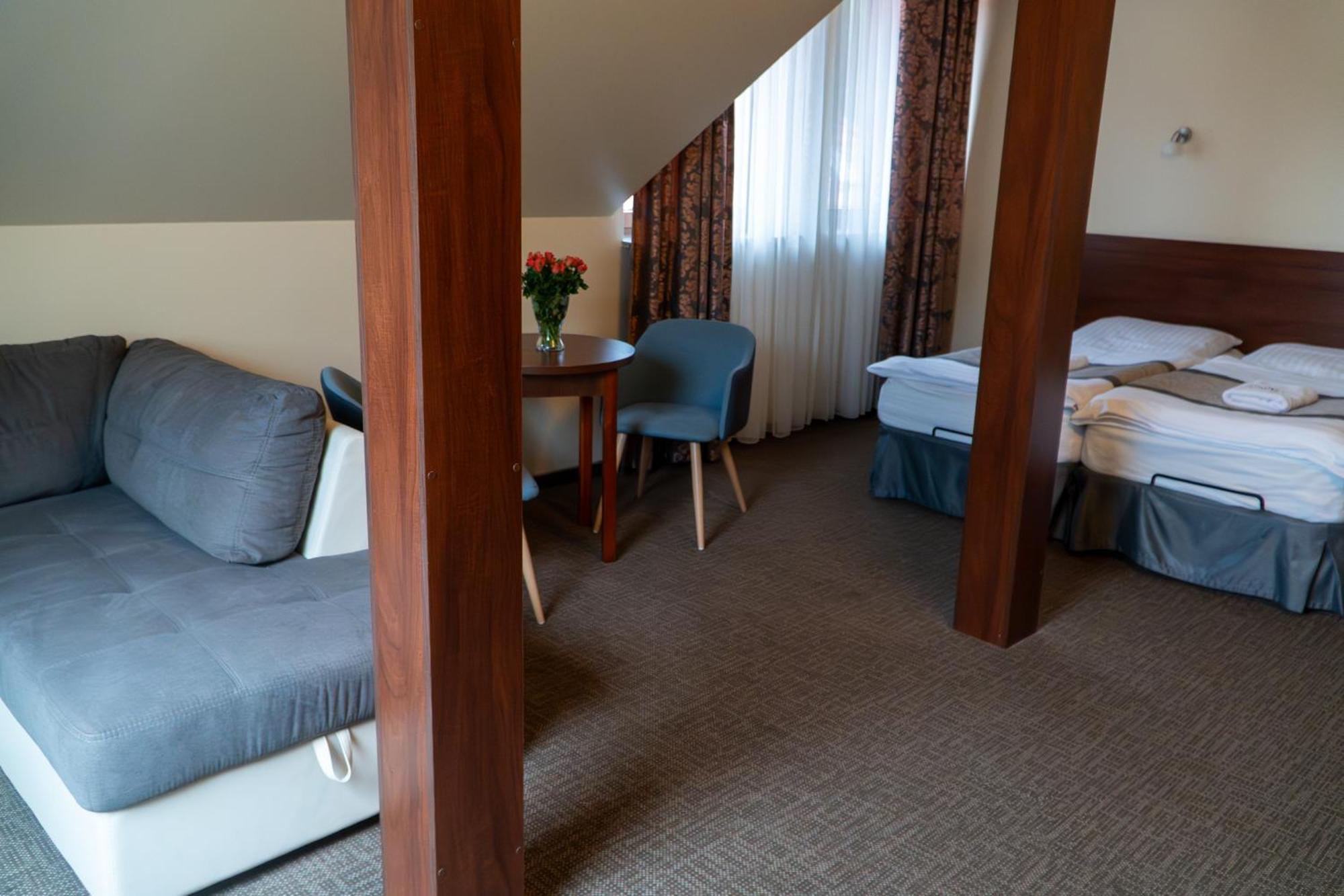 Hotel Nad Borkiem Kosarzyn  Esterno foto