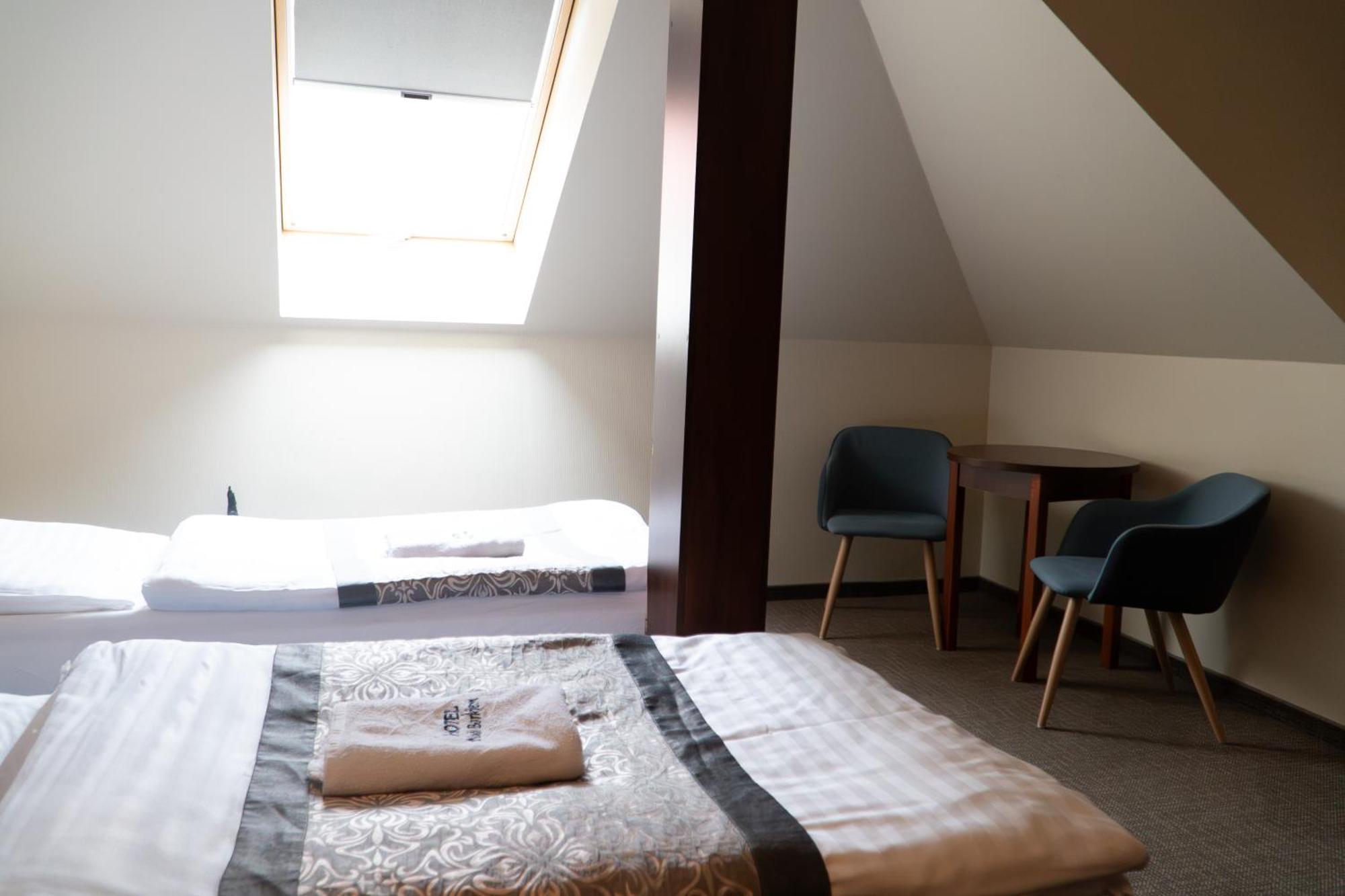 Hotel Nad Borkiem Kosarzyn  Esterno foto