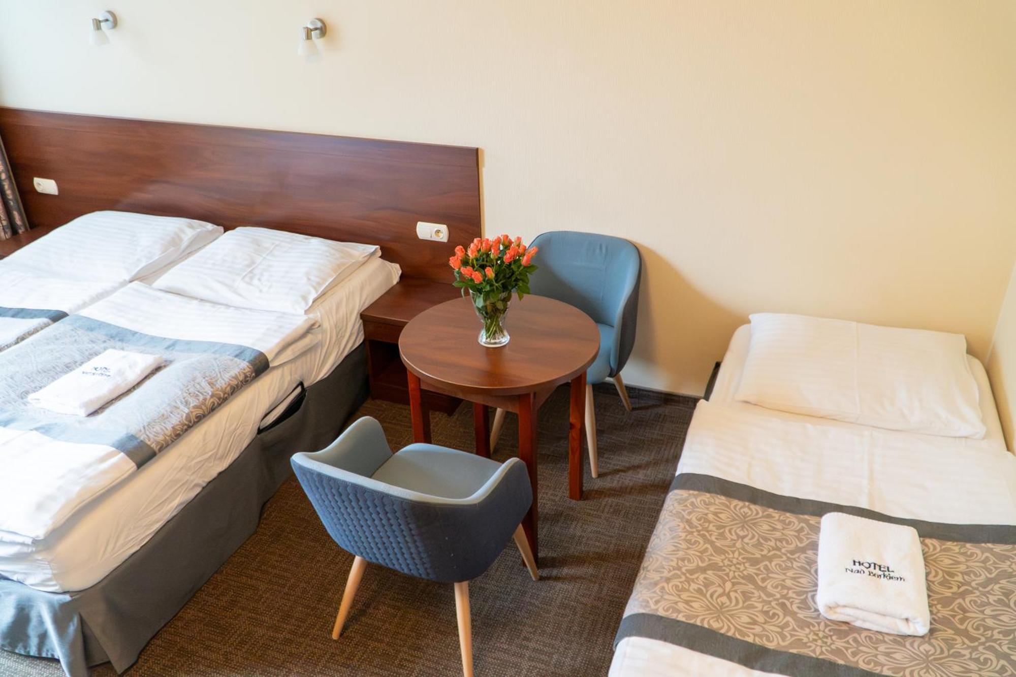 Hotel Nad Borkiem Kosarzyn  Esterno foto