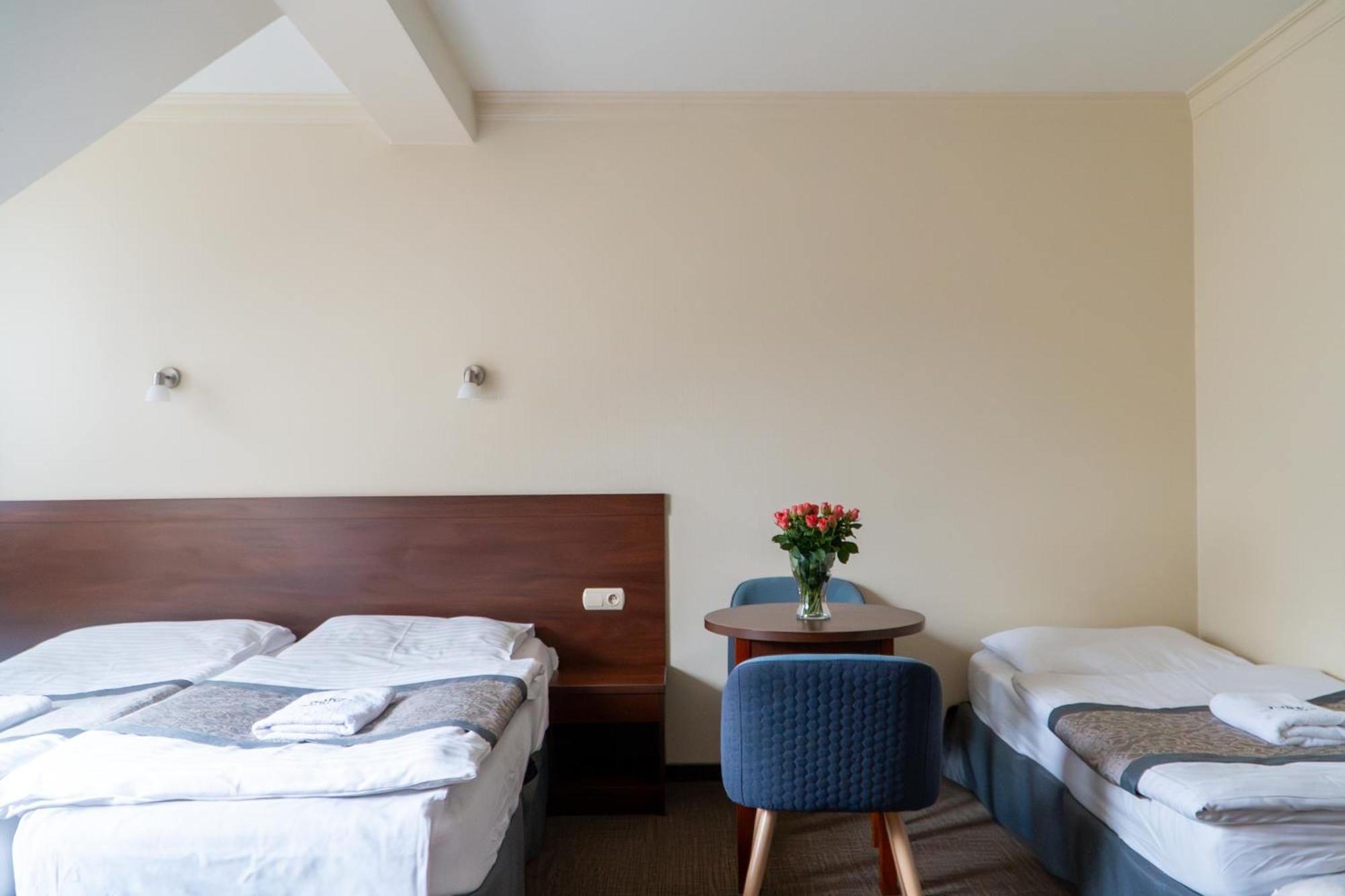 Hotel Nad Borkiem Kosarzyn  Esterno foto